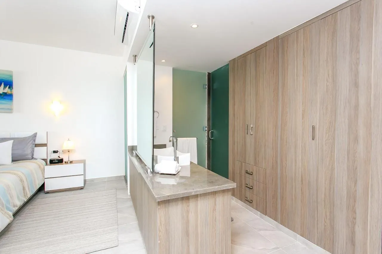 Stunning Marea With Stellar Oceanview Rooftop Pool! Playa del Carmen 0*,